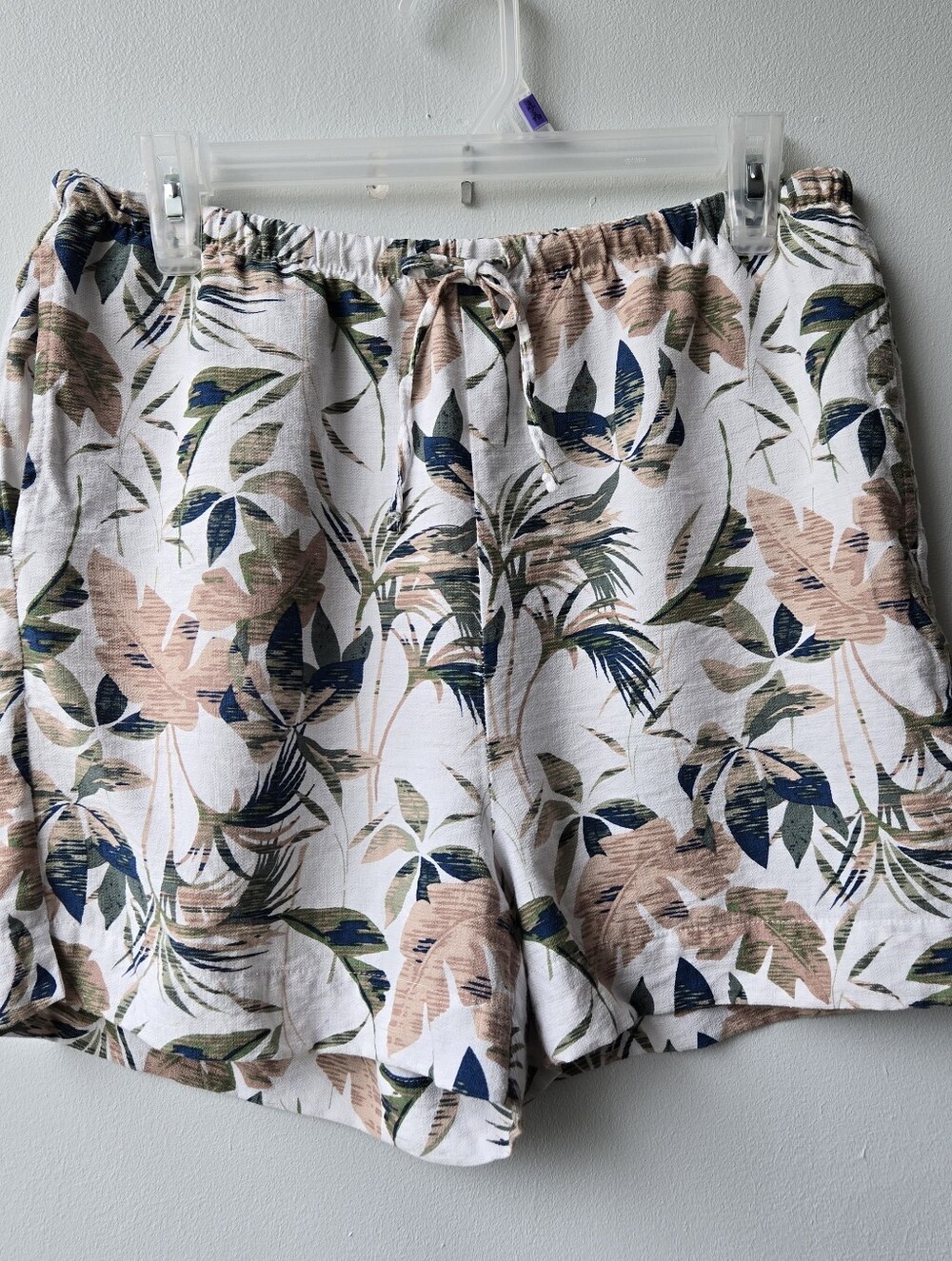 Lily Morgan M Shorts Womens White Pink  Tropical Prnt Elastic Waist Pockets flaw